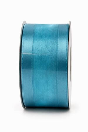 Türkizkék szalag szegéllyel