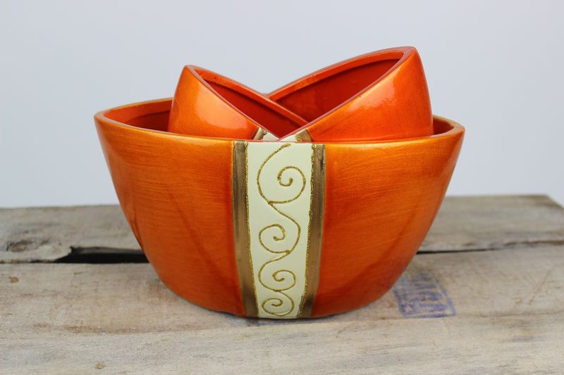 Oranžové podlouhlé keramické nádoby 3-set