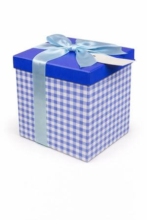 Kék kockás ajándékdoboz 15cm