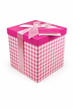 Rózsaszín kockás ajándékdoboz 17cm 