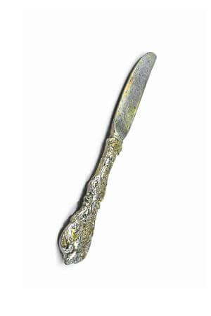 Starostrieborný závesný dekoračný patinovaný nožík