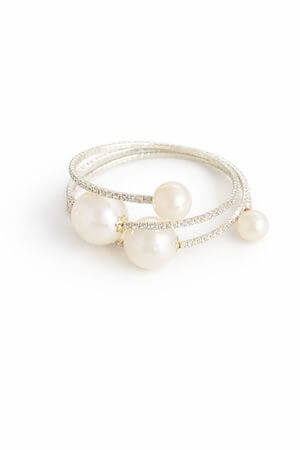 Stříbrný kroužek na ubrousek s perlami