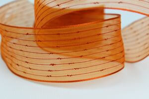 Oranžová sieťovinová stuha s pásikmi 4 cm x 10 m