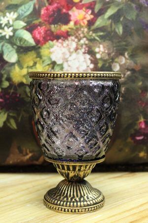 Lila rusztikus gyertyatartó, talapzaton 16cm