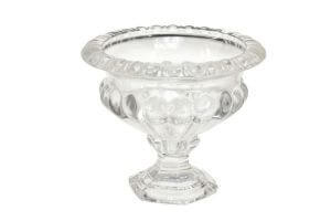 Podnosy, misky a talíře