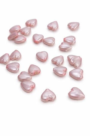 Bledoružové korálky v tvare srdiečka 250g