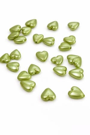 Szív alakú halványzöld korallok 250g