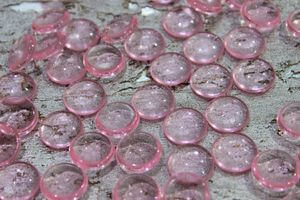 Růžový kabošon ve tvaru kruhu 1,5cm 250g