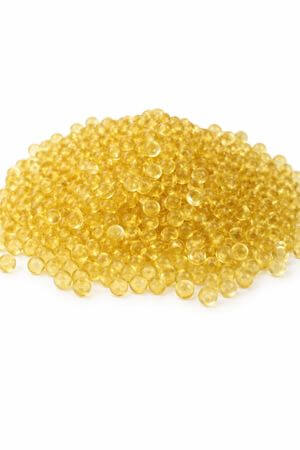 Žlutý kabošon ve tvaru kuličky 0,7cm 200g