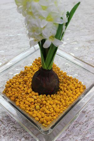 Sárga dekoratív polisztirol golyók 210g