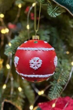 Klasik závesná vianočná guľa 8cm