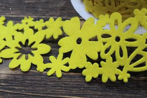 Sárga virágos szalag 6cm 10m