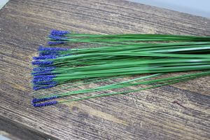 Umelá tráva s modrými guličkami 7ks 65cm