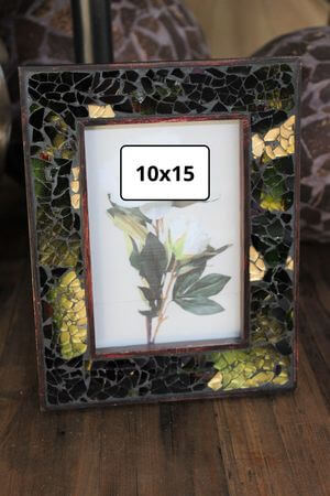 Zöld-arany képkeret tördelt üvegből 22cm