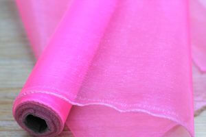 Růžová neonová organza 36cm 9m