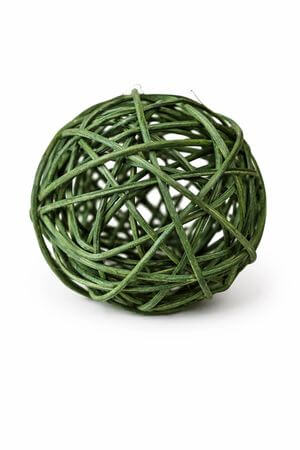 Sötétzöld rattan gömb 1db 7cm