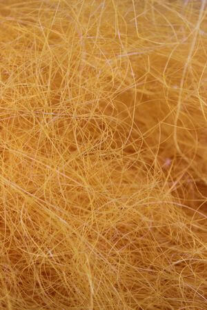 Bledooranžový sisal na aranžovanie 250g