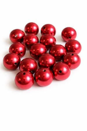 Sötétvörös dekoratív gyöngyök 24mm 18db