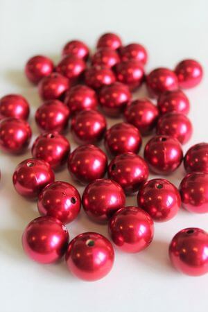 Tmavočervené dekoračné perly 20mm 36ks