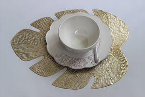 Arany tányéralátét Monstera 45cm