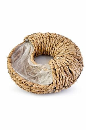 Hnědý přírodní věnec s otvorem 30cm