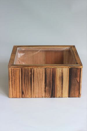 Hnedý drevený kvetináč 30cm