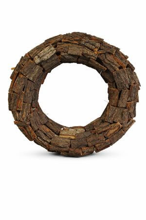 Hnědý kůrový věnec přírodní 50cm