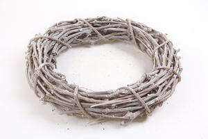 Bledohnedý prútený veniec 50cm