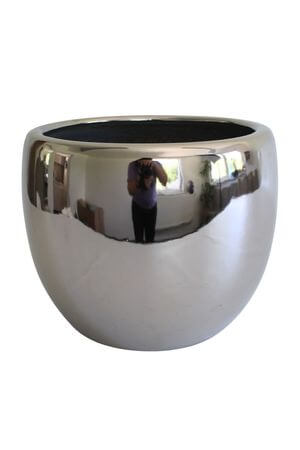 Strieborný okrúhly keramický kvetináč 24cm