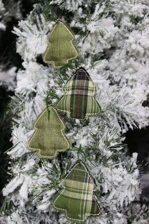 Zelené stromky závěsné 4 ks