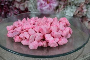 Nagy rózsaszín dekorációs kövek 1kg