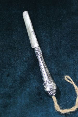 Antik ezüst karácsonyfadísz kés