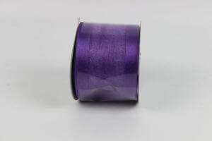Lila szalag szegéllyel