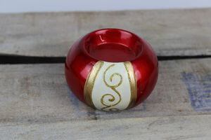Piros gömbölyű mécsestartó