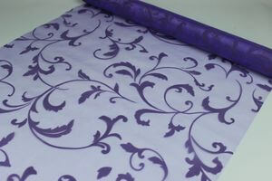 Fialová organza s ornamentem