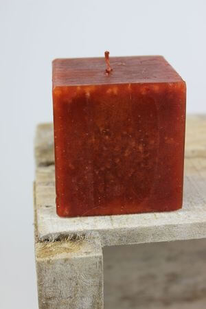 Barna kocka alakú illatos gyertya