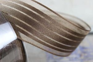 Hnedá pásiková saténová stuha 4 cm x 10 m