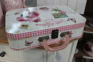Fehér és rózsaszín retro koffer 35cm