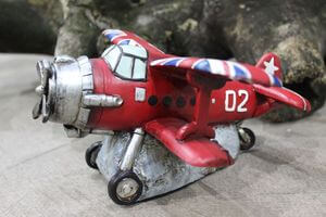 Piros repülő persely