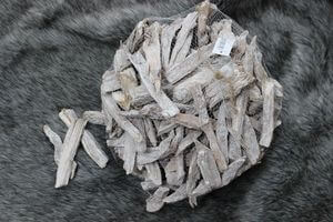 Világosbarna dekor fadarabok 5kg 