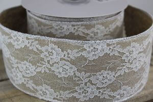 Hnedá bieločipkovaná stuha 6,5 cm x 10m