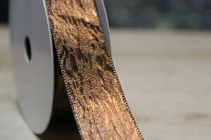 Csillogó barna mintás szalag 