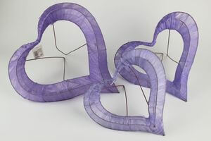 Lila szív alakú csokortartók 3 db