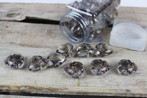 Sivé dymové dekoračné kamienky tvaru srdiečka 40ks